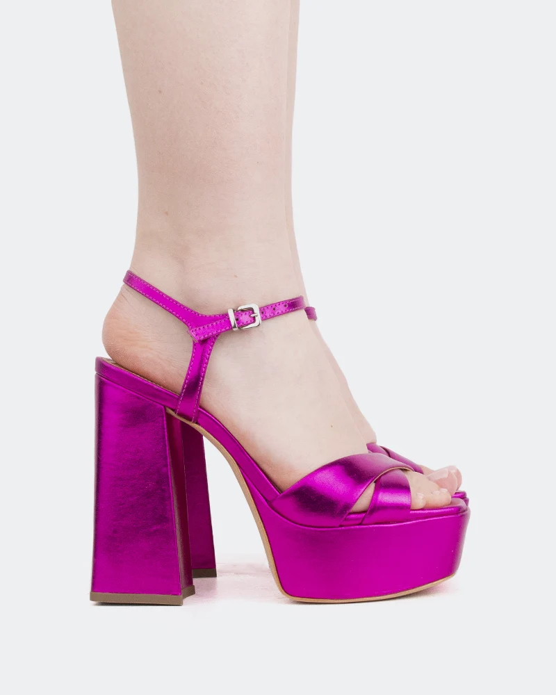 Embassy Fucshia Metal