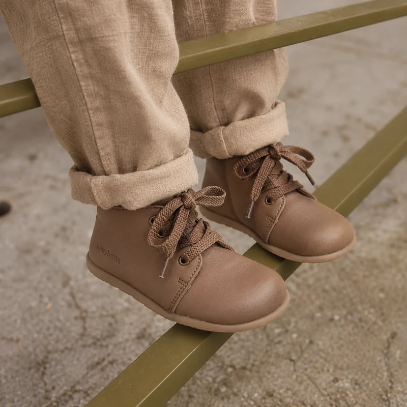 Babybotte barefoot Fredy Zip Texano Cuoio