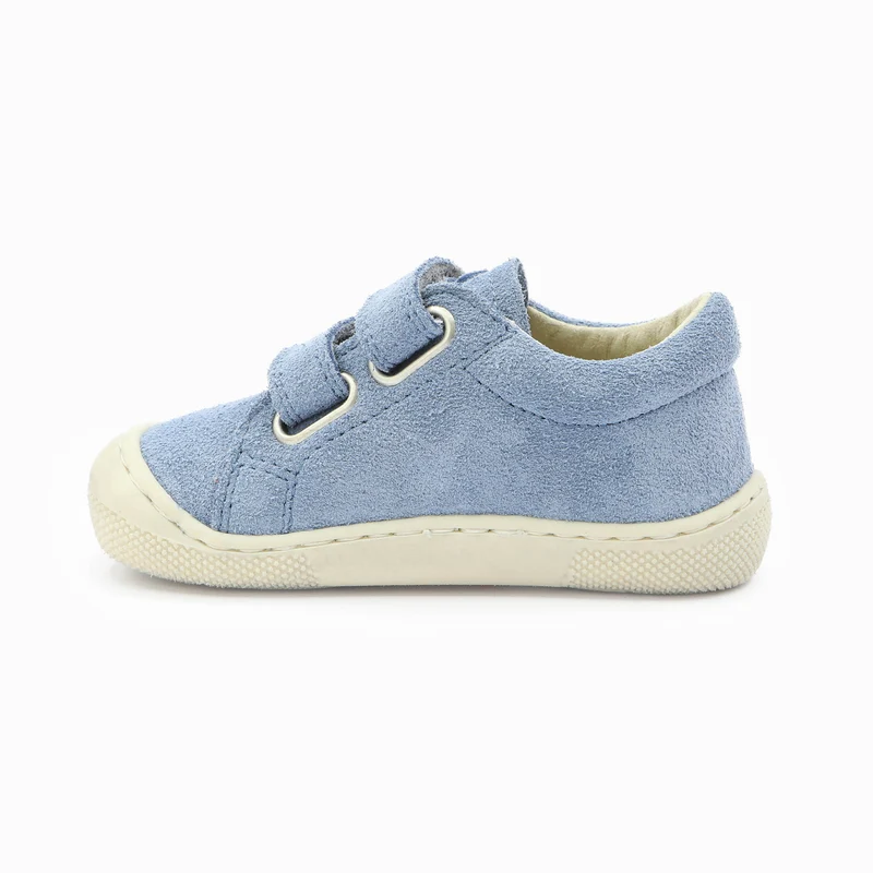 Naturino Barefoot Grimby Low Velcros Celeste Milk