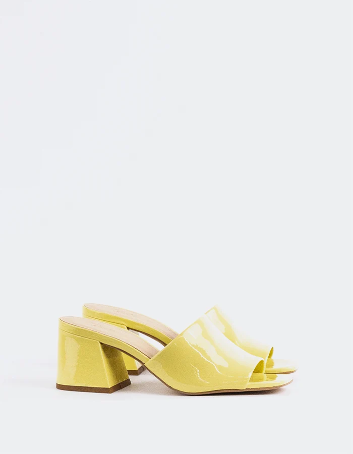 Clarabelle Yellow Patent