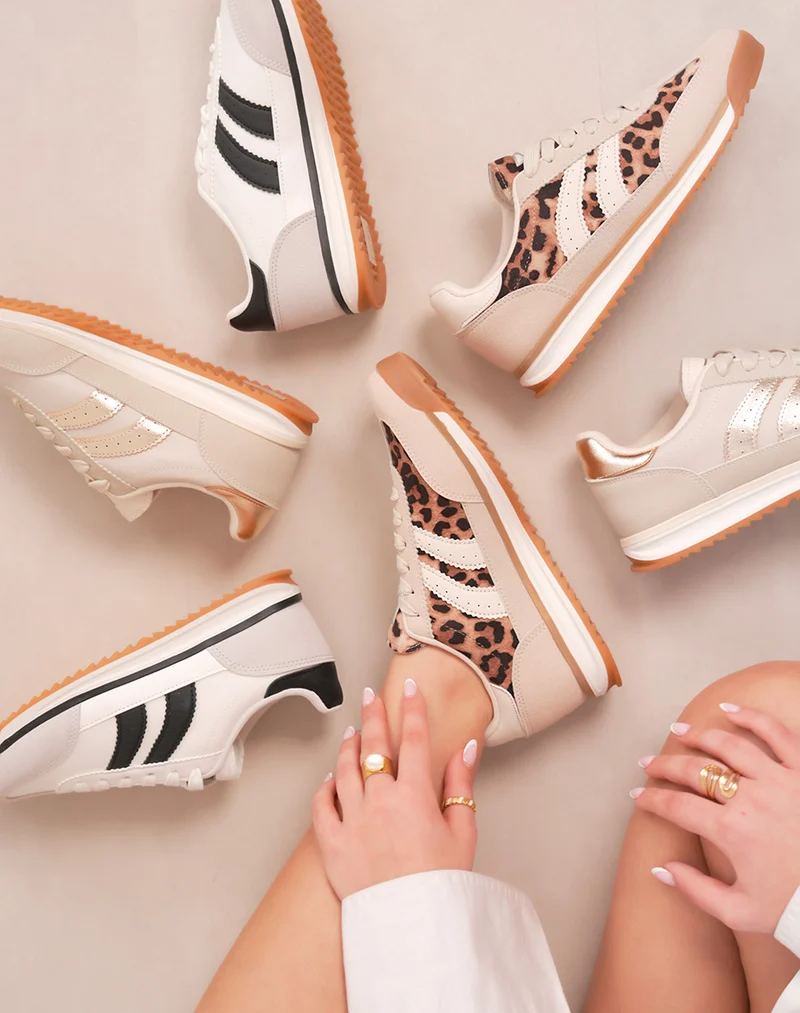 Basket femme beige avec empiècements léopard et semelle crantée