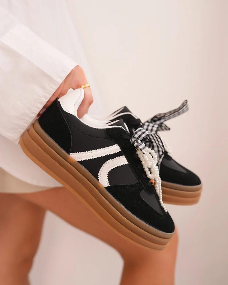 Basket noire femme avec triple semelle marron et lacets originaux