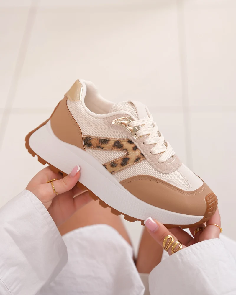 Basket femme blanche et beige avec rayures léopard et semelle épaisse crantée