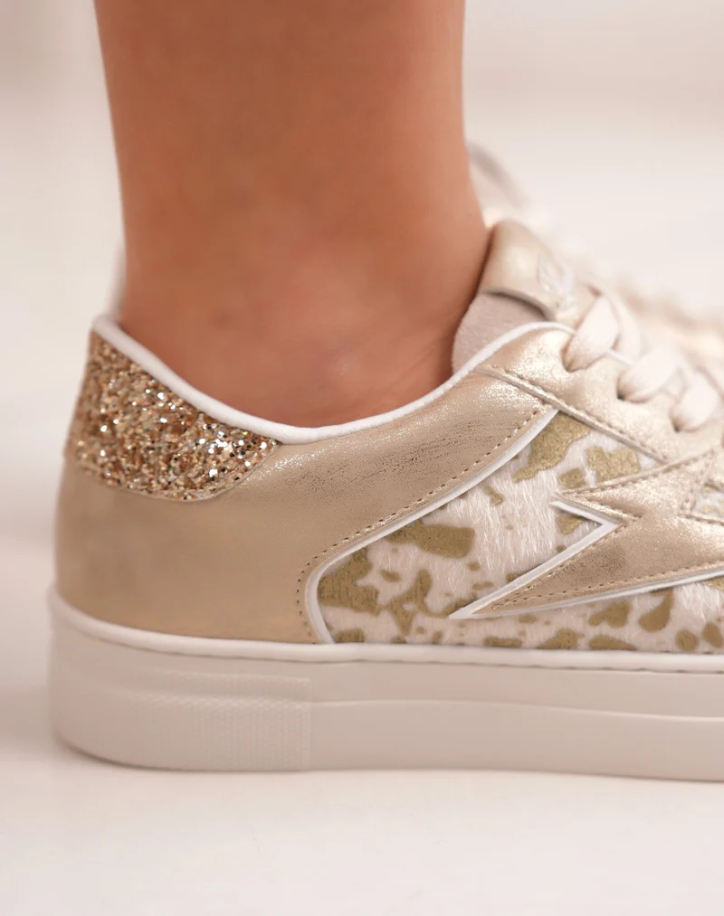 Baskets femme FINDLAY beige à empiècements dorés et effet vachette tendance