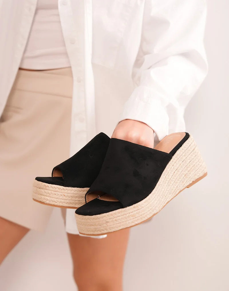 Mules FINDLAY femme en suédine noire à talon compensé brodé