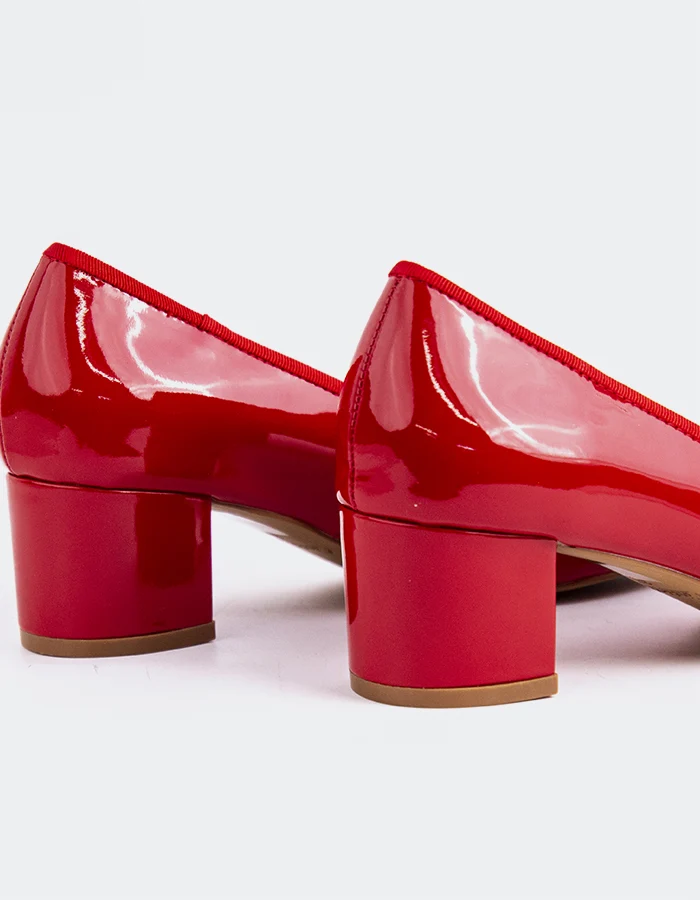 Ruslan Red Patent