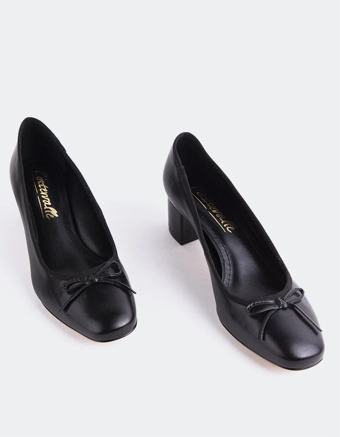 Ruslan Black Leather