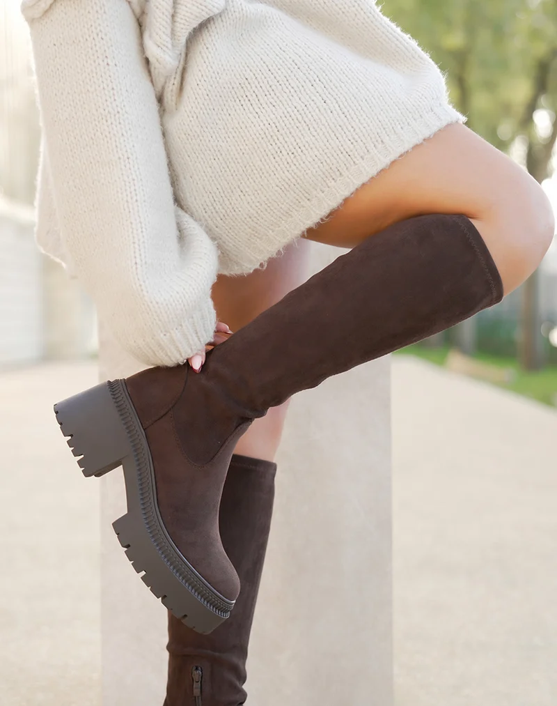 Bottes femme marron en suédine effet chaussette avec plateforme et talon carré