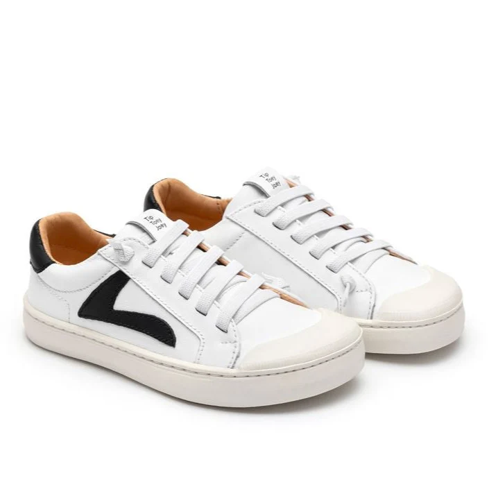 Tip Toey Joey Kidos Ground White Black