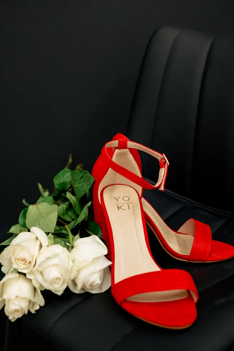 Cara Heel / Red