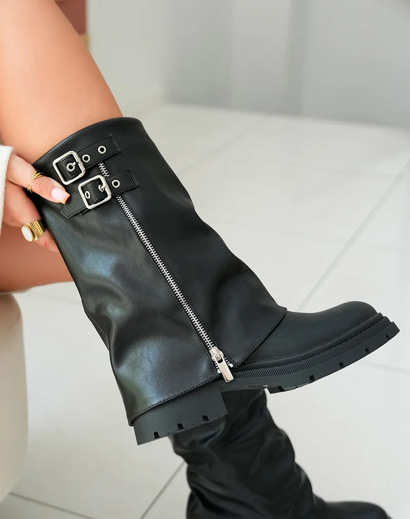 Bottines Noires Femme à Semelle Crantée avec Détails Boucles