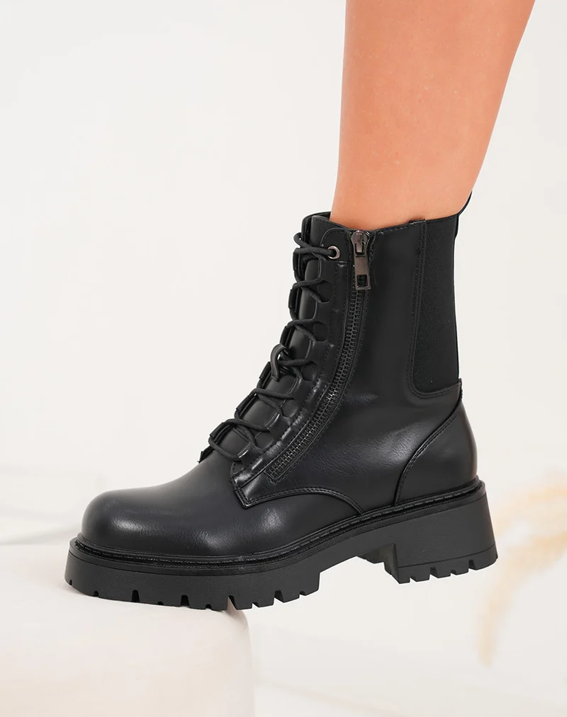 Bottines femme noires à lacets et zip avec plateforme crantée