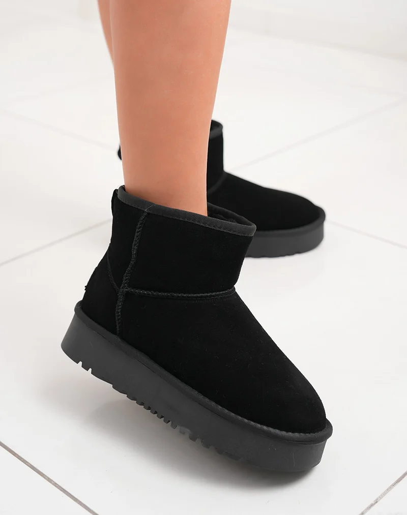 Bottines femme mi-hautes en cuir noir fourrées avec plateforme