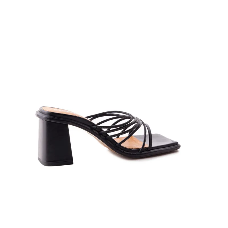 Larisa Black Leather