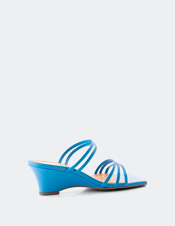 Muelle Blue Leather