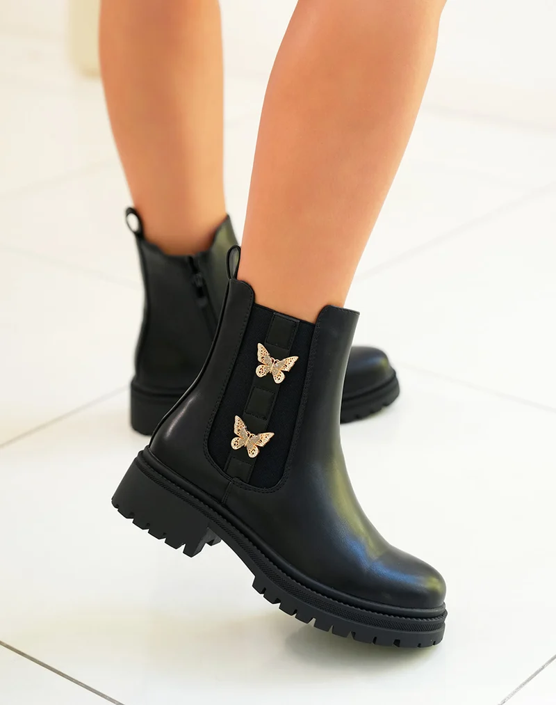 Bottines femme noires avec papillons dorés et semelle crantée