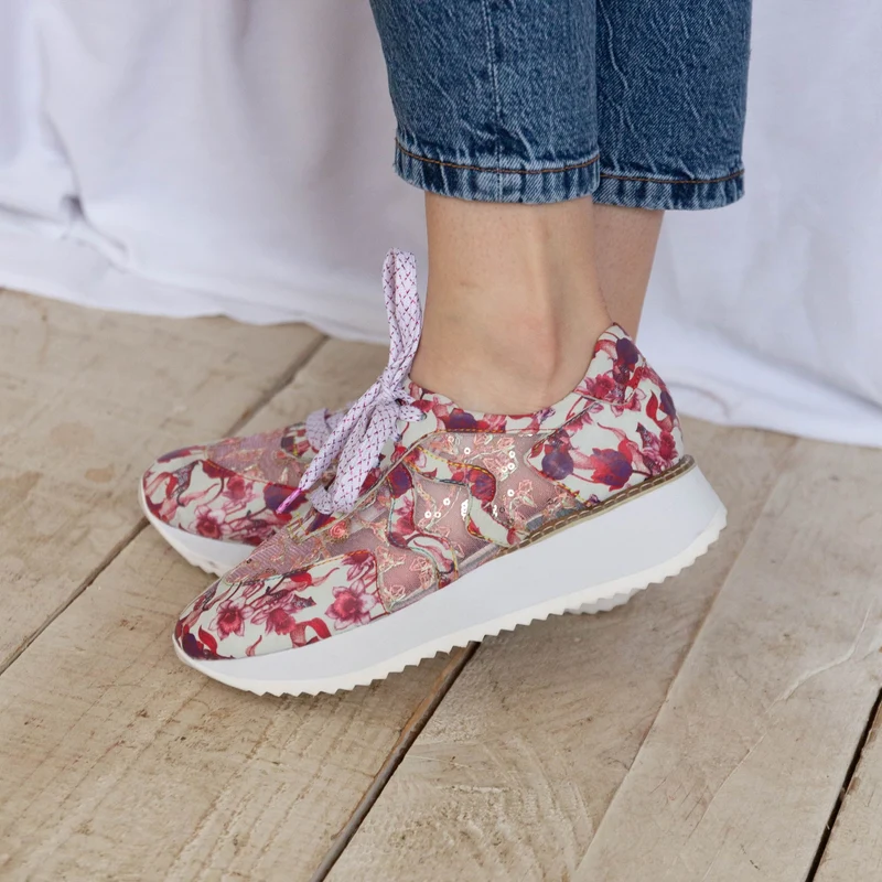 Baskets - DELPHINE 01