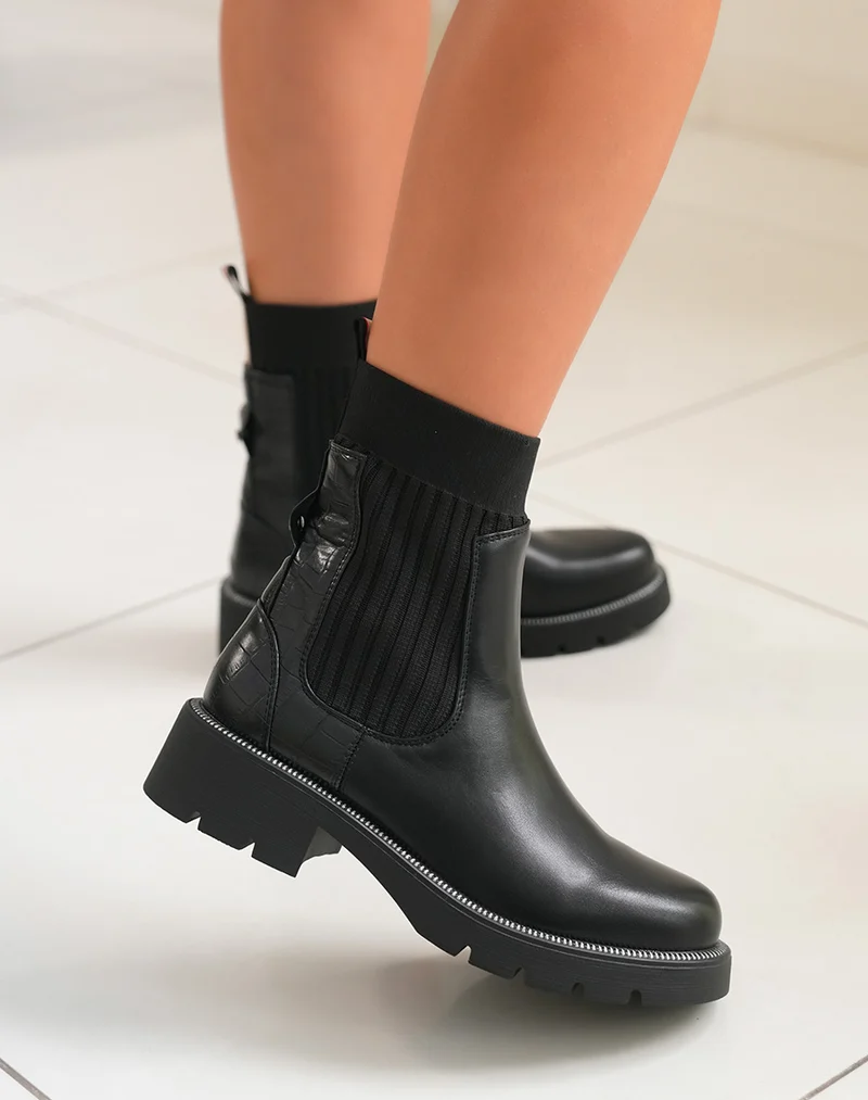 Bottines noires bi-matière à effet croco et chaussette latérale