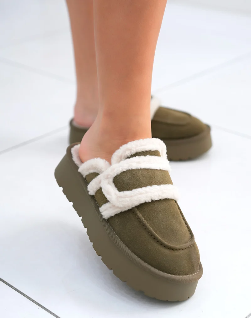 Mules femme kaki en suédine cuir fourrée à plateforme et semelle crantée