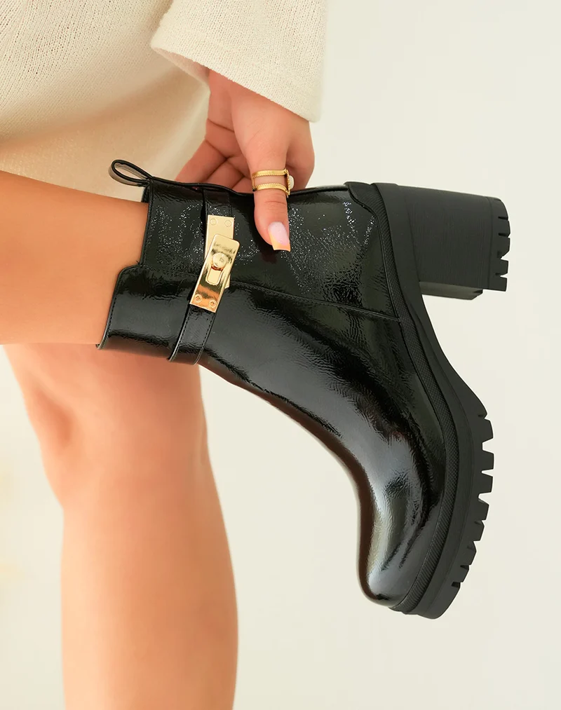 Bottines Femme Noires Vernies à Talon Cranté