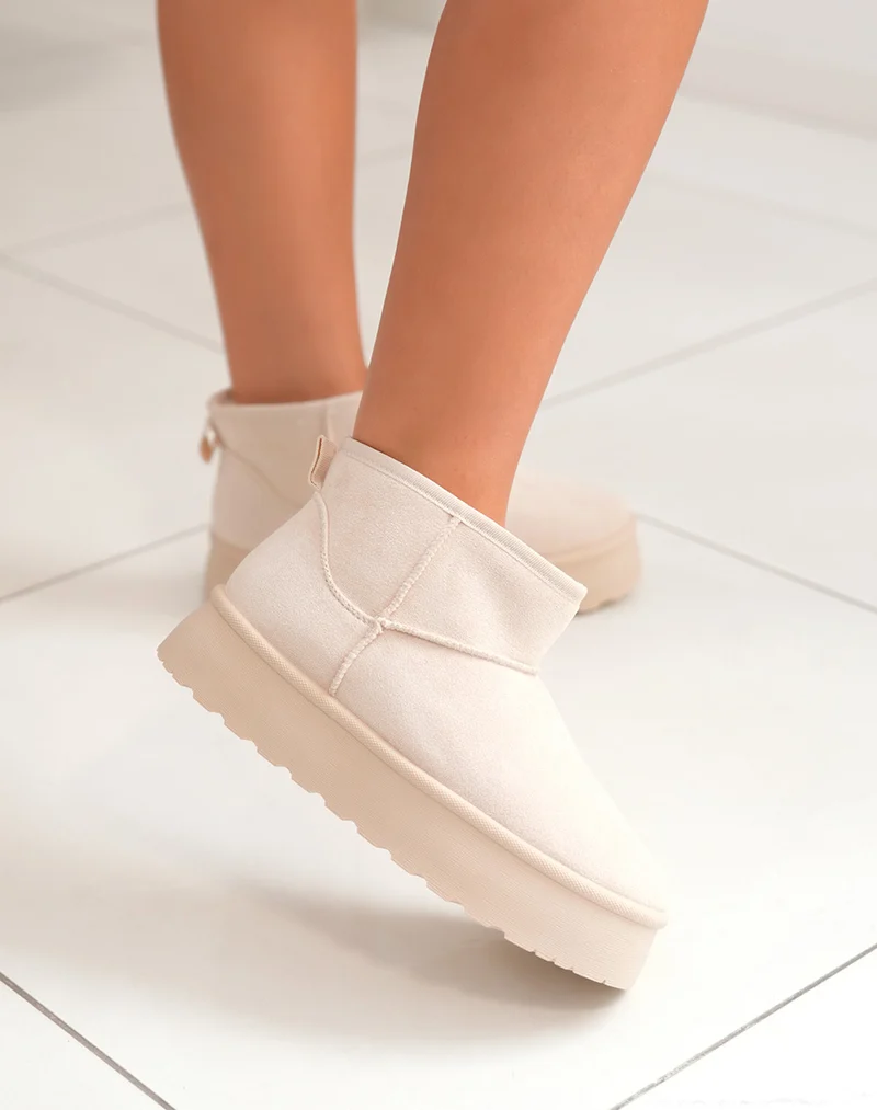 Bottines beiges à plateforme fourrées