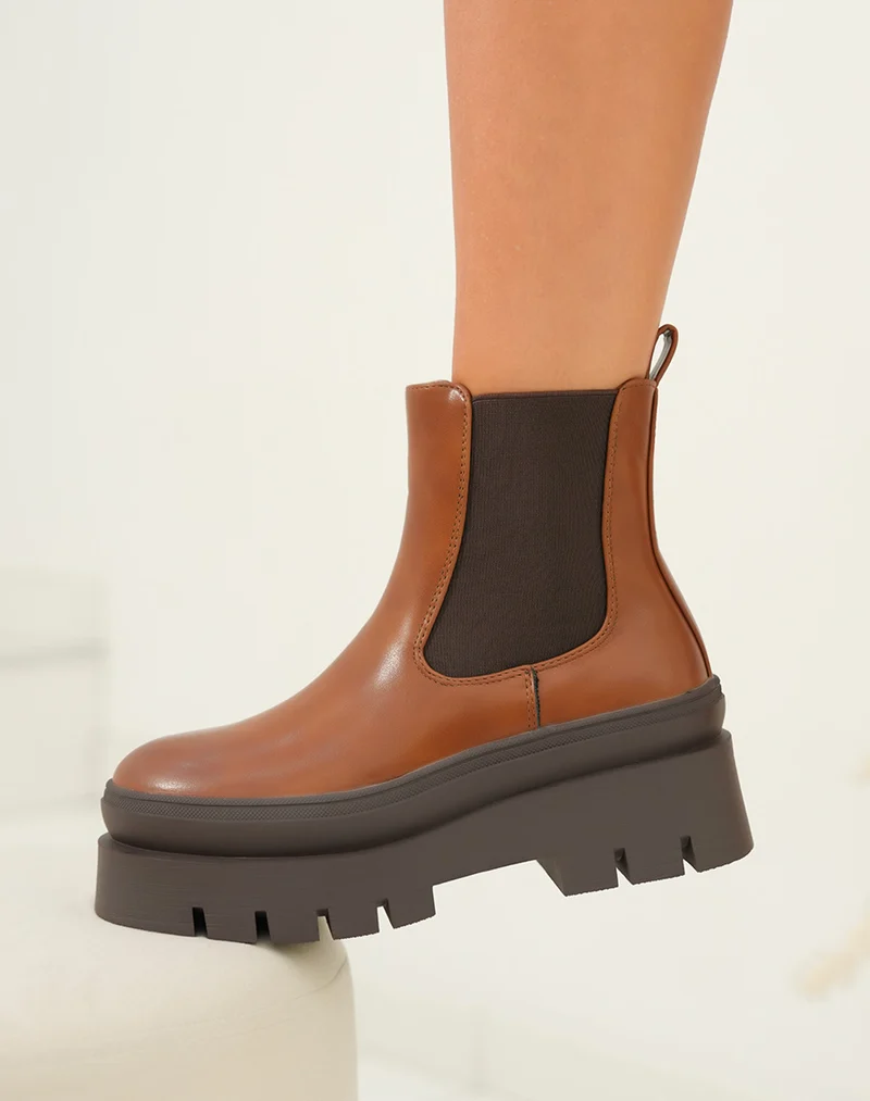 Bottines femme camel style Chelsea avec plateforme épaisse et semelle crantée