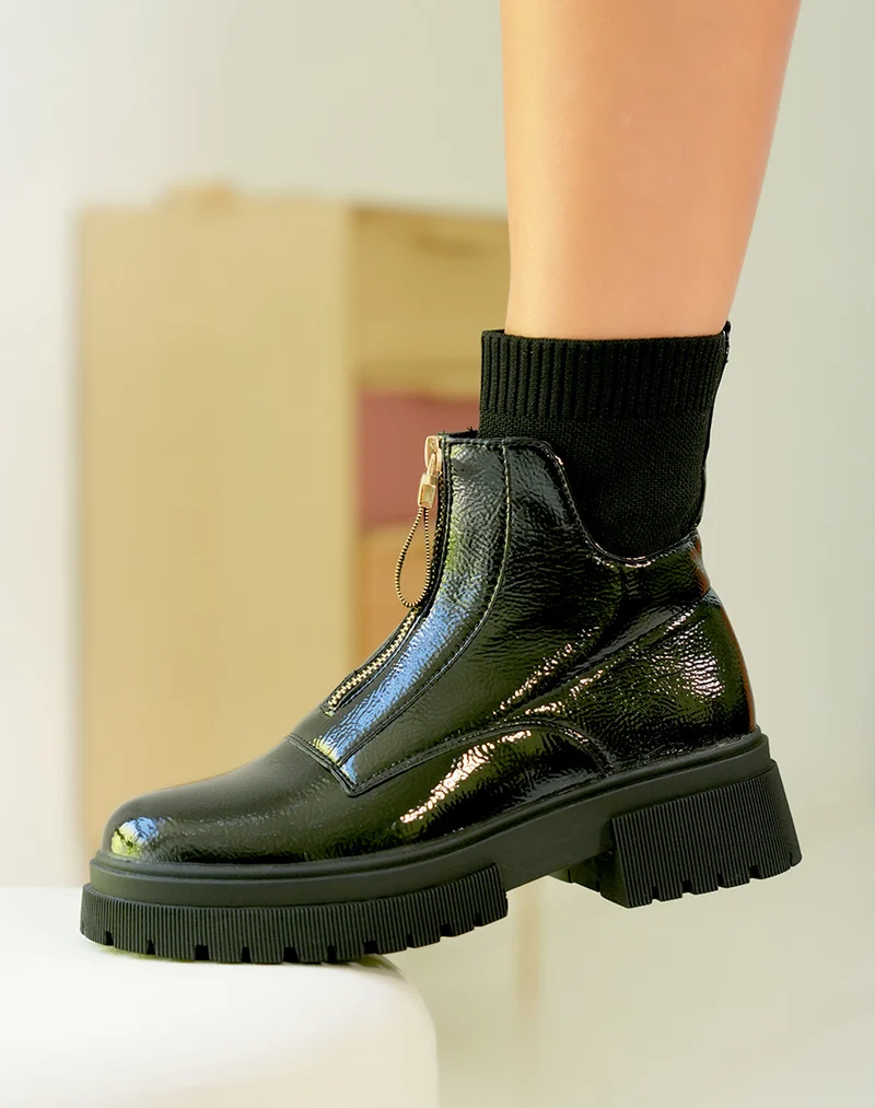 Bottines femme noires vernies tendance avec fermeture zippée