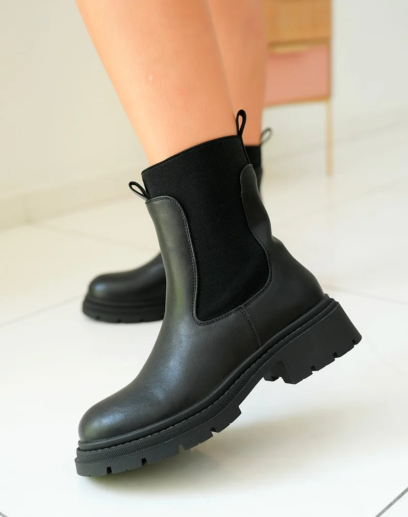 Bottines Chelsea Noires Femme à Semelle Crantée