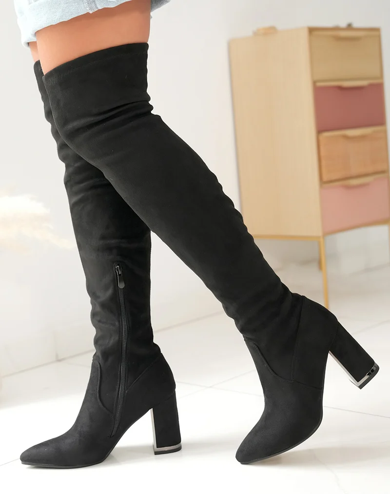 Cuissardes noires en suédine à talon avec détail argenté pour femme