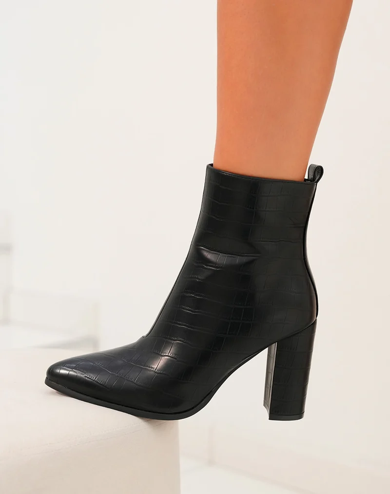 Bottines noires effet croco à bout pointu à talon
