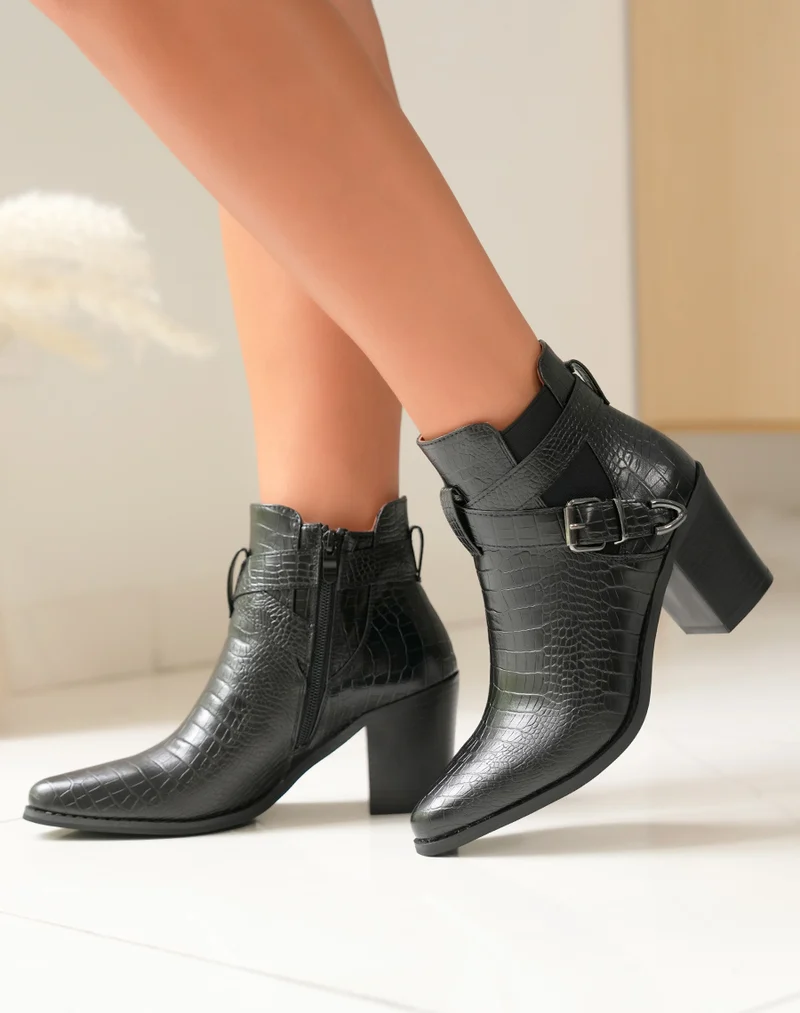 Bottines noires à talons effet croco
