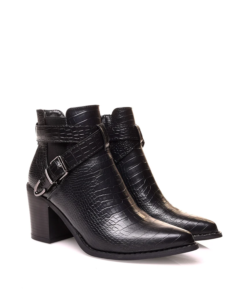 Bottines noires à talons effet croco