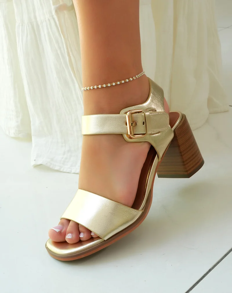 Sandales à talon dorées élégantes avec bride épaisse pour femme