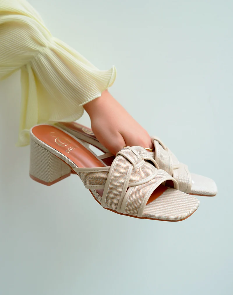 Mules femme beige en tissu à brides entrecroisées et talon épais