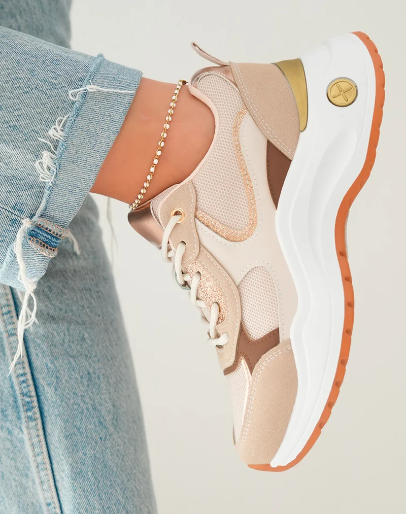 Baskets Beiges en Suédine Femme avec Détails Rose Gold et Marron