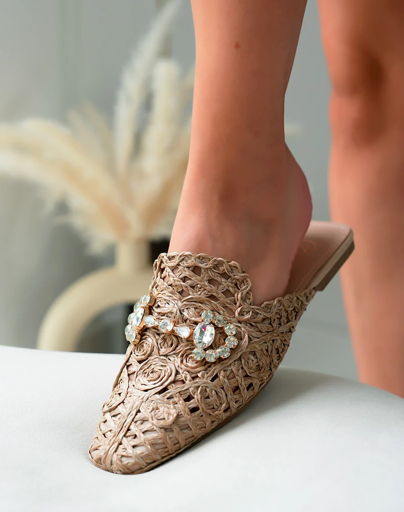 Mules Plates Femme Taupe en Corde avec Détails Bijoux – Fusion d'Artisanat et de Glamour
