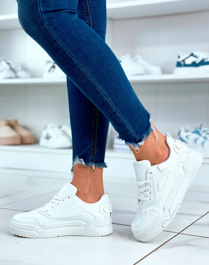 Baskets blanches à lacets avec détail pour femme