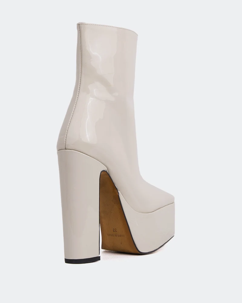 Sparrow Off White Patent