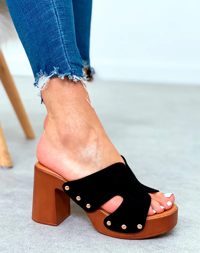 Mules sabots noirs en suédine à talons carrés et à détails dorés pour femme