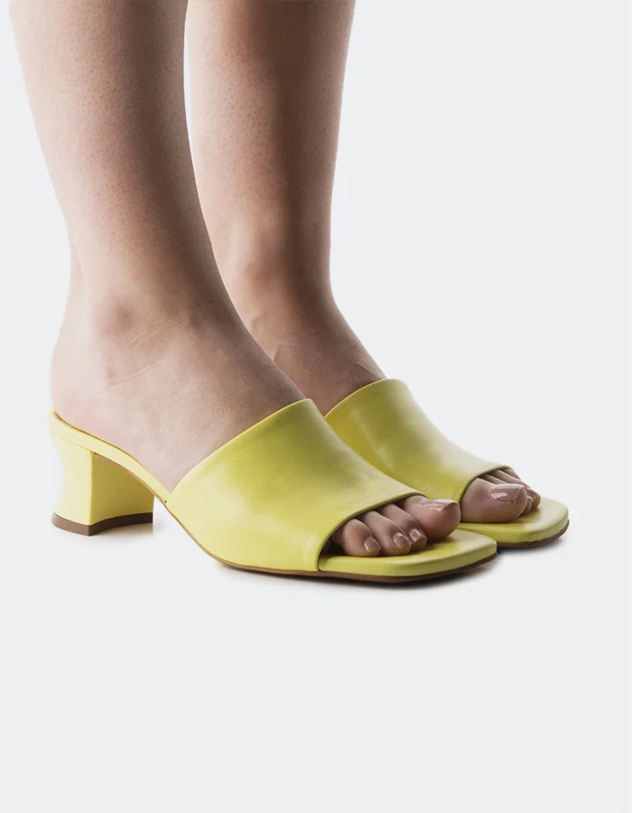 Pico Yellow Leather