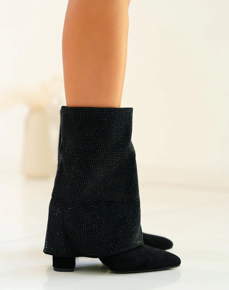 Bottines femme avec revers à strass et bout pointu en suédine