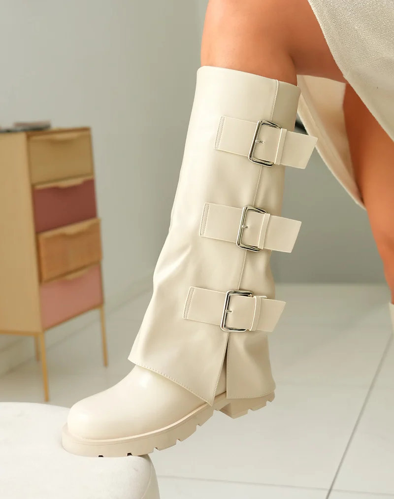 Bottes Femme Beiges Vernies à Semelle Crantée