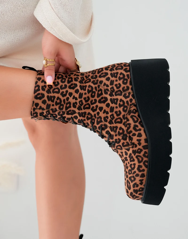 Bottines Femme Montantes en Suédine à Motif Léopard avec Talon Épais