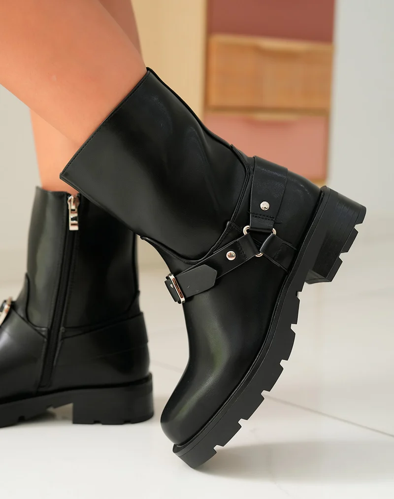 Bottines Noires avec Détails Argentés pour Femme