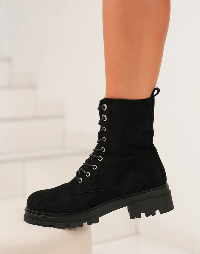 Bottines montantes à lacets noires en suédine avec détails argentés