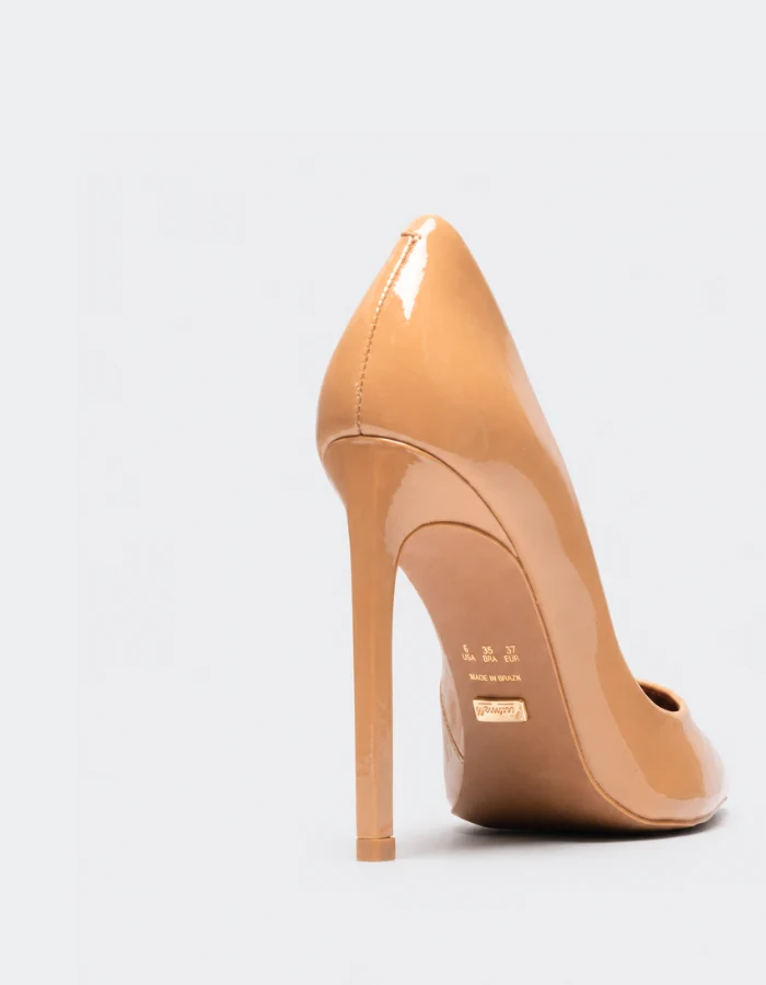 Renata Camel Patent