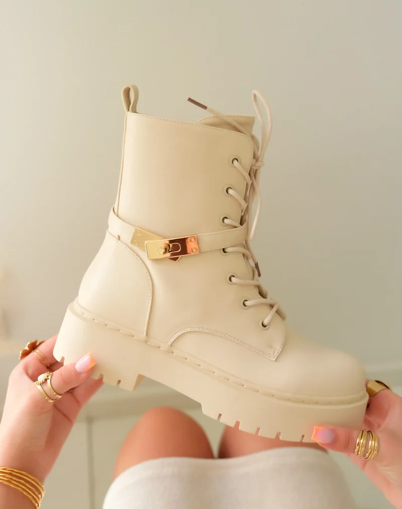 Bottines Montantes Beige Femme à Semelle Crantée avec Détails Dorés