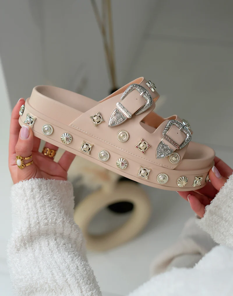 Sandales Plateforme Beiges Femme à Double Sangle Cloutée