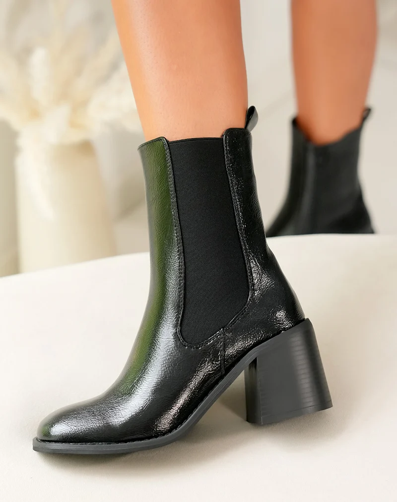 Éblouissantes Bottines Noires Chelsea à Talon Carré et Effet Brillant