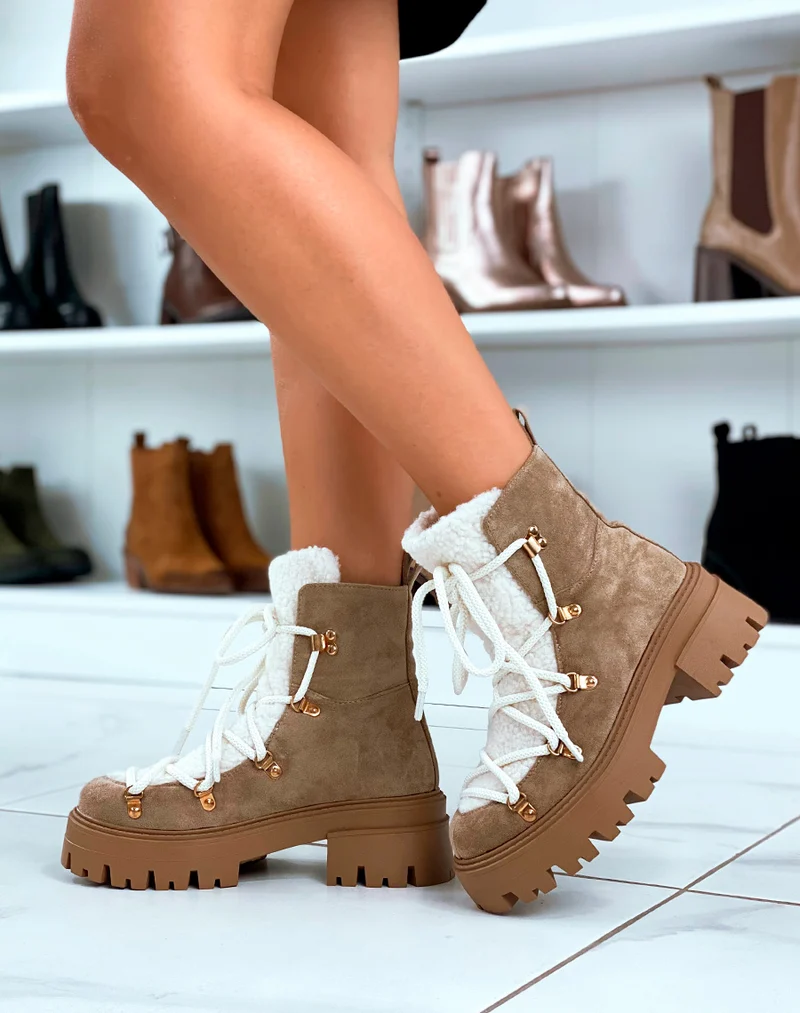 Bottines Beige à Lacets avec Détail Molletonné : Douceur et Caractère